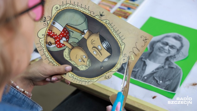 Fot. Robert Stachnik [Radio Szczecin] Kobiety z okazji swojego święta stworzyły autoportrety [WIDEO, ZDJĘCIA]