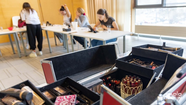 Fot. Robert Stachnik [Radio Szczecin] SDS zaprasza panie na siłownię i warsztaty z makijażu [ZDJĘCIA]