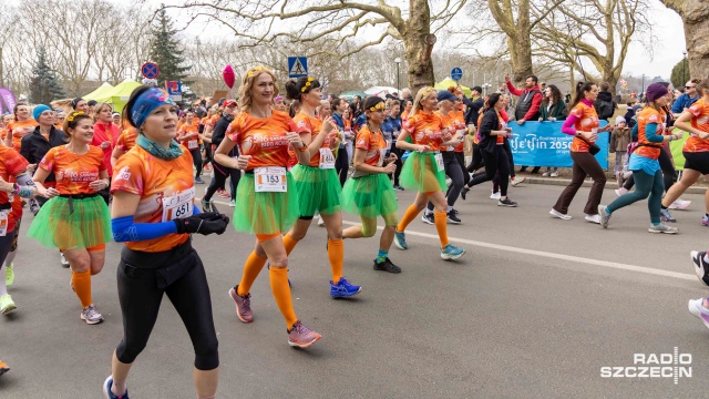 Fot. Robert Stachnik [Radio Szczecin] Przebiegły 5 kilometrów na 8. marca [WIDEO, ZDJĘCIA]