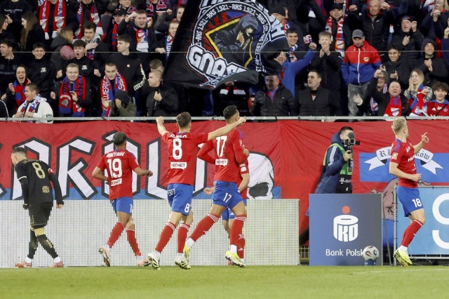 Fot. PAP/Waldemar Deska Pogoń przegrała z Rakowem [ZDJĘCIA]