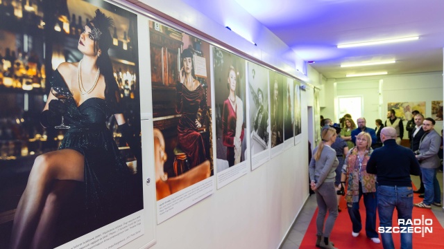 Fot. Robert Stachnik [Radio Szczecin] "Ludzie o duszach retro". Wystawa w Szczecinie [ZDJĘCIA]