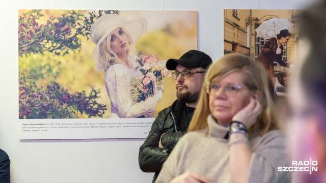 Fot. Robert Stachnik [Radio Szczecin] "Ludzie o duszach retro". Wystawa w Szczecinie [ZDJĘCIA]