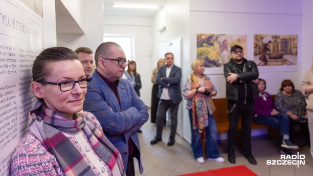 Fot. Robert Stachnik [Radio Szczecin] "Ludzie o duszach retro". Wystawa w Szczecinie [ZDJĘCIA]