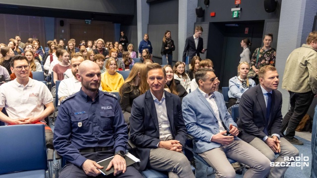 Fot. Robert Stachnik [Radio Szczecin] Młodzi wolontariusze uczyli się pierwszej pomocy [ZDJĘCIA]