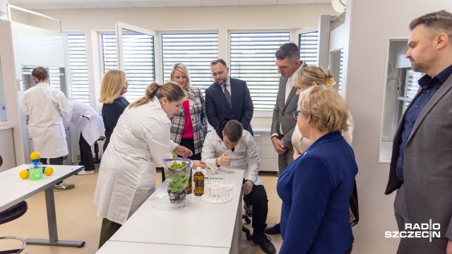 Fot. Robert Stachnik [Radio Szczecin] W Lubieszynie otwarto nowoczesny ośrodek szkoleniowy związany z przemysłem chemicznym [WIDEO, ZDJĘCIA]