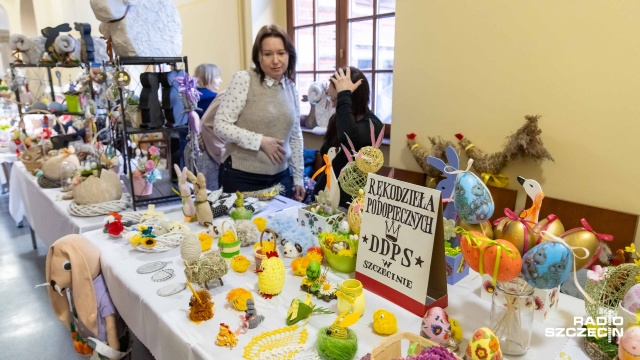 Fot. Robert Stachnik [Radio Szczecin] Wyroby wielkanocne podopiecznych szczecińskich DPS-ów [WIDEO, ZDJĘCIA]