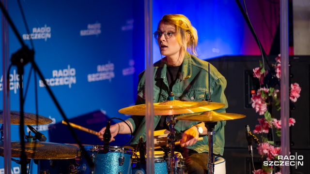 Fot. Robert Stachnik [Radio Szczecin] Muzyczny pierwszy dzień wiosny w studiu Radia Szczecin [ZDJĘCIA]