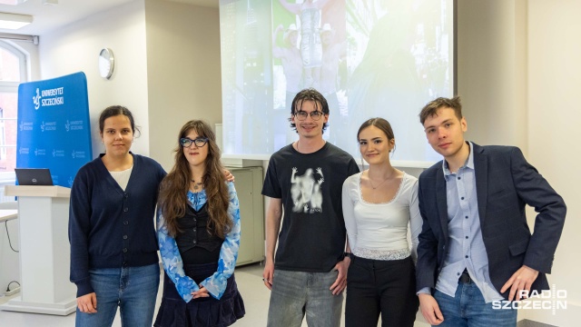 Fot. Robert Stachnik [Radio Szczecin] Studenci US zaprezentowali sztukę od innej strony [WIDEO, ZDJĘCIA]