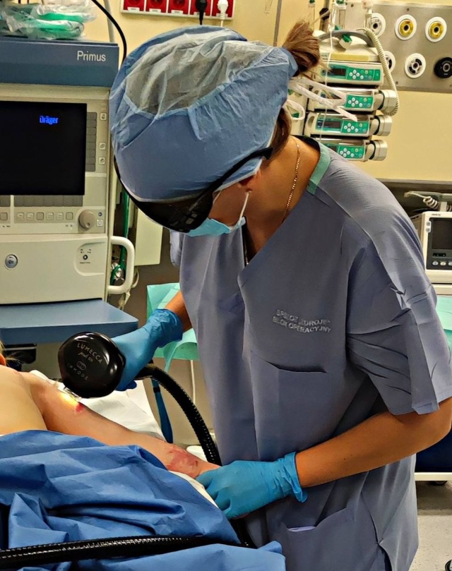 Fot. facebook.com/szpitalzdroje Testowe zabiegi dla dzieci w "Zdrojach"