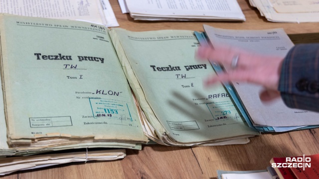 Fot. Robert Stachnik [Radio Szczecin] Szczeciński IPN odzyskał tysiące dokumetów z czasów PRL [ZDJĘCIA]