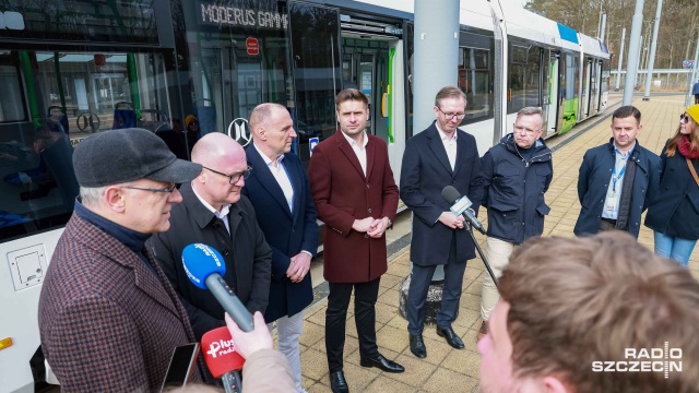 Fot. Robert Stachnik [Radio Szczecin] To ma być najbardziej pojemny tramwaj w Szczecinie [WIDEO, ZDJĘCIA]