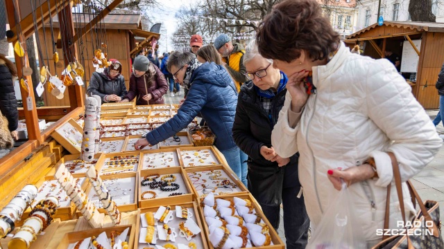 Fot. Robert Stachnik [Radio Szczecin] Jarmark w al. Kwiatowej zaprasza [WIDEO, ZDJĘCIA]