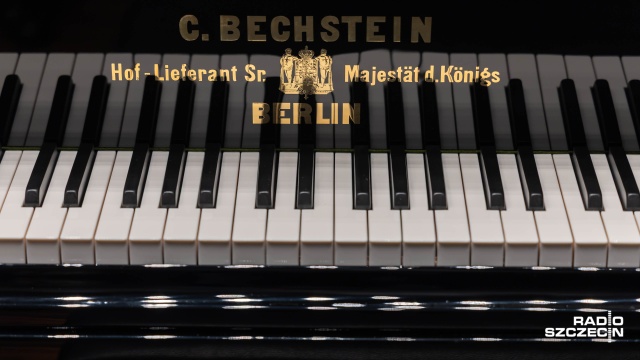 Fot. Robert Stachnik [Radio Szczecin] Szczecin. Fortepian z 1865 roku wrócił do filharmonii [WIDEO, ZDJĘCIA]