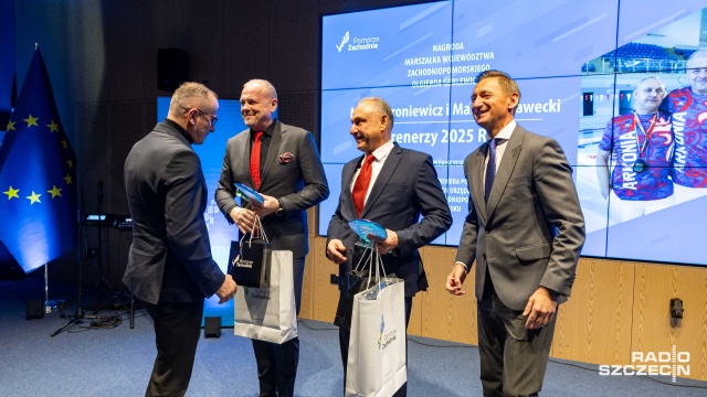 Fot. Robert Stachnik [Radio Szczecin] Sportowcy i trenerzy z nagrodami Marszałka Województwa [WIDEO, ZDJĘCIA]