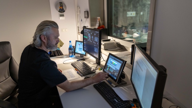 Fot. Robert Stachnik [Radio Szczecin] Rezonans w szpitalu MSWiA dostępny dla pacjentów z klaustrofobią [WIDEO, ZDJĘCIA]