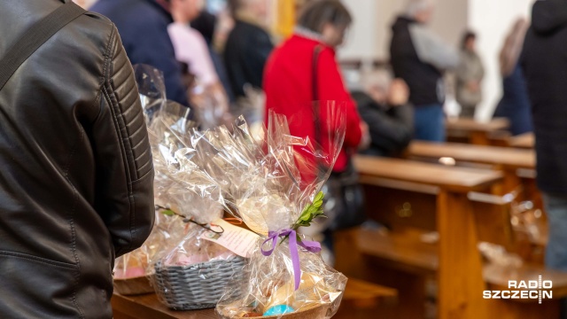 Fot. Robert Stachnik [Radio Szczecin] "Święconka Jakubowa" w szczecińskiej katedrze [WIDEO, ZDJĘCIA]