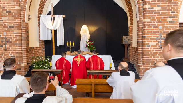 Fot. Robert Stachnik [Radio Szczecin] "Święconka Jakubowa" w szczecińskiej katedrze [WIDEO, ZDJĘCIA]