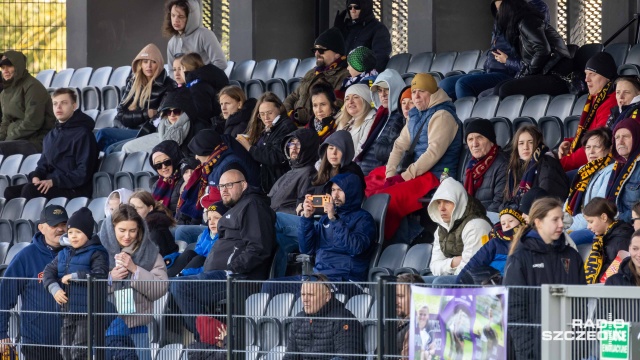 Fot. Robert Stachnik [Radio Szczecin] Kobieca Pogoń nie do zatrzymania [ZDJĘCIA]