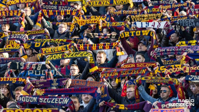 Fot. Robert Stachnik [Radio Szczecin] Świąteczny hit przy pełnych trybunach: Pogoń przegrała z Legią [RELACJE, ZDJĘCIA, SKŁADY]