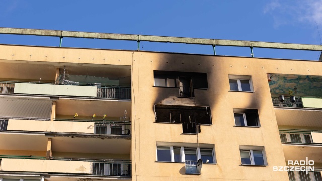 Fot. Robert Stachnik [Radio Szczecin] Nocny pożar na os. Drzetowo-Grabowo. Nie żyje jedna osoba [ZDJĘCIA]