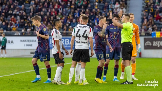 Fot. Robert Stachnik [Radio Szczecin] Lany Poniedziałek piłkarzy Pogoni w ekstraklasie [ZDJĘCIA]