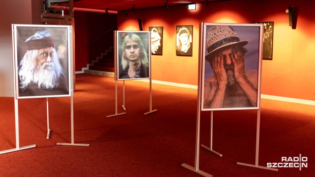 Fot. Robert Stachnik [Radio Szczecin] Wystawa pt. "Jestem Berlińczykiem" w Teatrze Polskim [ZDJĘCIA]
