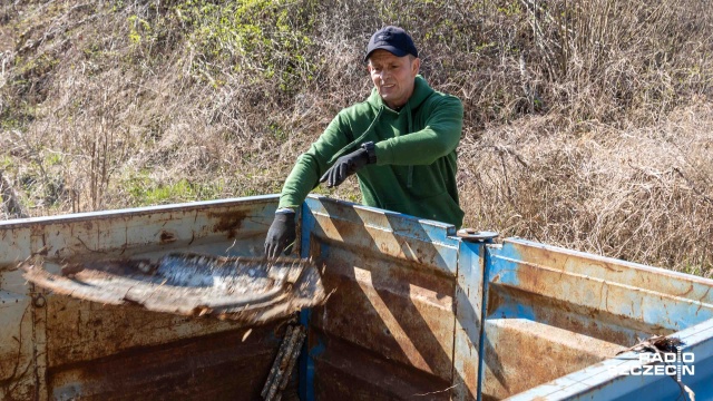 Fot. Robert Stachnik [Radio Szczecin] Szczecin zakasał rękawy. Ruszyła akcja "Czysta Odra" [ZDJĘCIA, WIDEO]