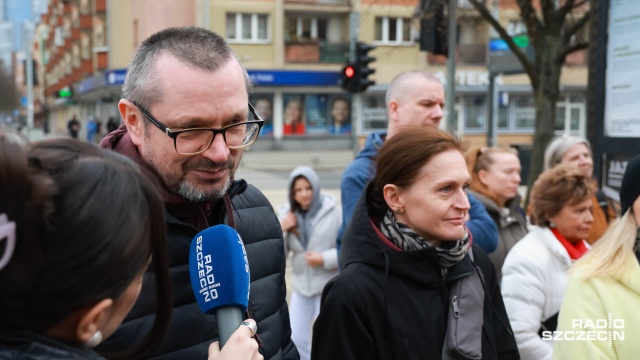 Fot. Robert Stachnik [Radio Szczecin] Magnoliowy spacer zgromadził dziesiątki Szczecinian [ZDJĘCIA]