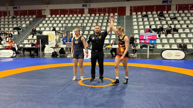Fot. LKS-u Feniks Pesta Stargard Zapaśniczki z regionu z medalami MP juniorek U-20 [ZDJĘCIA]