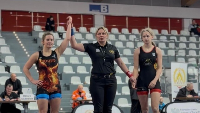 Fot. LKS-u Feniks Pesta Stargard Zapaśniczki z regionu z medalami MP juniorek U-20 [ZDJĘCIA]