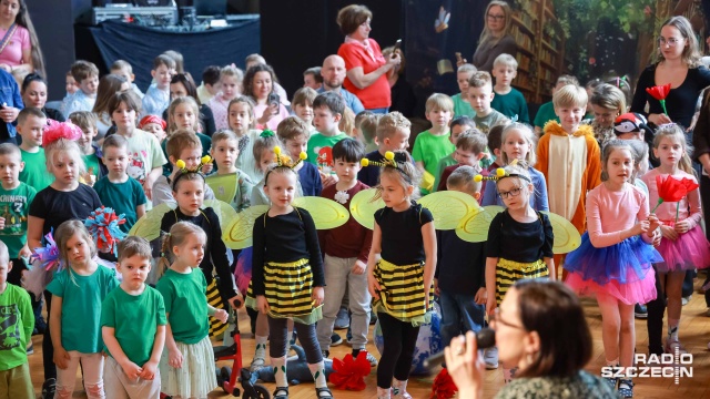 Fot. Robert Stachnik [Radio Szczecin] Dzieci wyśpiewały swoją miłość do planety Ziemi [ZDJĘCIA]