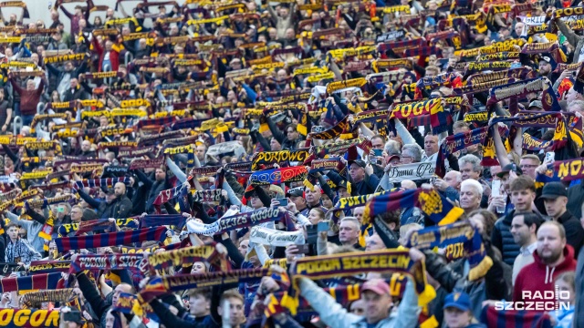 Fot. Robert Stachnik [Radio Szczecin] Porażka Pogoni na stadionie przy Twardowskiego [ZDJĘCIA]