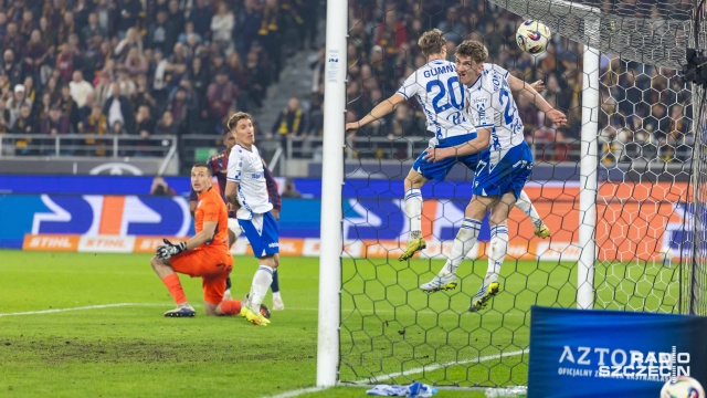 Fot. Robert Stachnik [Radio Szczecin] Lech zepsuł urodziny Pogoni [ZDJĘCIA]