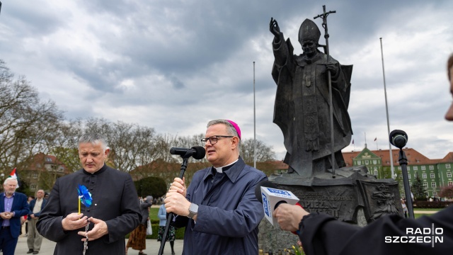 Fot. Robert Stachnik [Radio Szczecin] Marsz dla Życia ponownie na ulicach Szczecina [WIDEO, ZDJĘCIA]