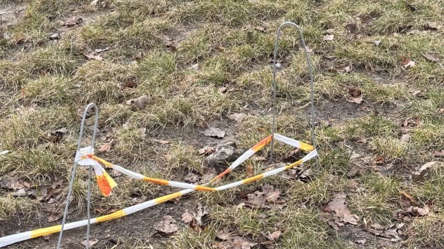 Fot. Słuchaczka, Pani Natalia Miasto pracuje nad remontem placu zabaw przy przedszkolu Ekolandia [ZDJĘCIA]