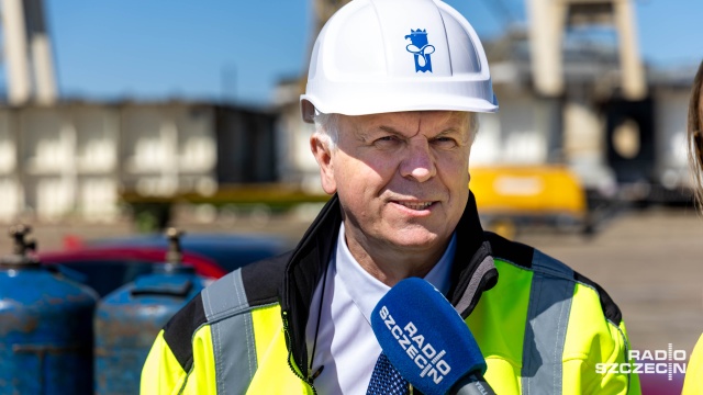 Mirosław Winiarski. Fot. Robert Stachnik [Radio Szczecin] Zwodowano drugi moduł doku w Stoczni "Wulkan" [WIDEO, ZDJĘCIA]