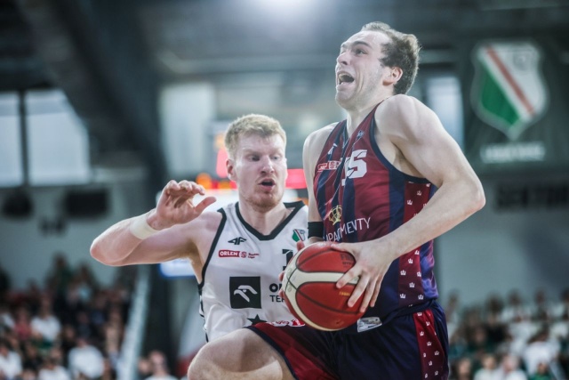 Fot. PAP/Leszek Szymański King przegrywa z Legią i spada na drugie miejsce przed play-off [ZDJĘCIA]