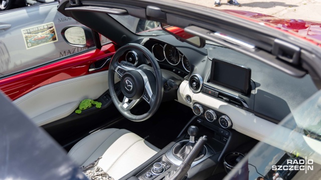 Fot. Robert Stachnik [Radio Szczecin] Kończy się zjazd Mazd MX-5 "Miata" [WIDEO, ZDJĘCIA]