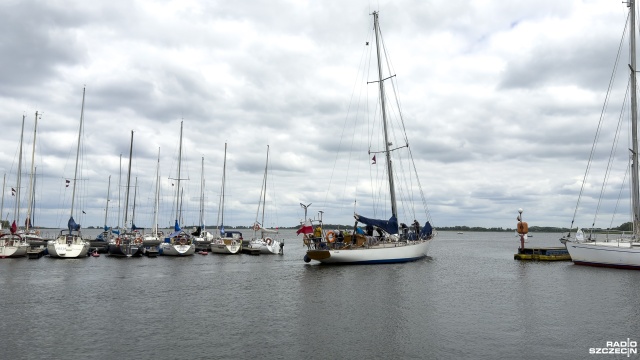 Fot. Maciej Papke [Radio Szczecin] Dar Szczecina obrał kurs na start regat The Tall Ships Races [WIDEO, ZDJĘCIA]