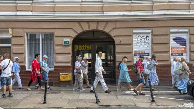 Fot. Maciej Papke [Radio Szczecin] Spacer śladami szczecińskiego Króla tanga [WIDEO, ZDJĘCIA]