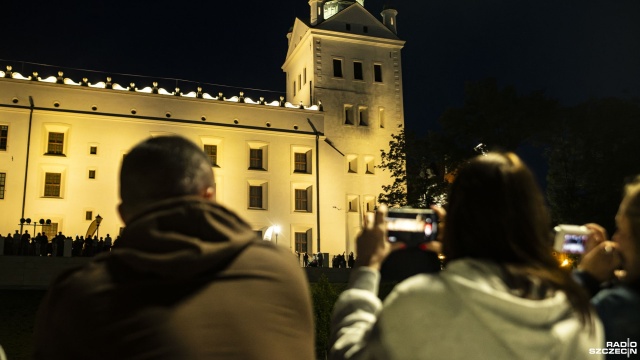 Fot. Wojciech Ochrymiuk [Radio Szczecin] Nowe iluminacje na Zamku Książąt Pomorskich. "Nie tego się spodziewaliśmy" [ZDJĘCIA]