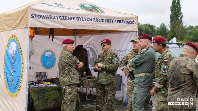 Fot. Robert Stachnik [Radio Szczecin] Piknik w Dąbiu. Oddają krew w rocznicę Powstania Warszawskiego [ZDJĘCIA]