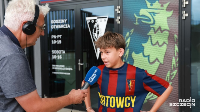 Fot. Robert Stachnik [Radio Szczecin] Kibice Pogoni pozytywnie nastawieni przed meczem ze Śląskiem w Pucharze Polski [ZDJĘCIA]