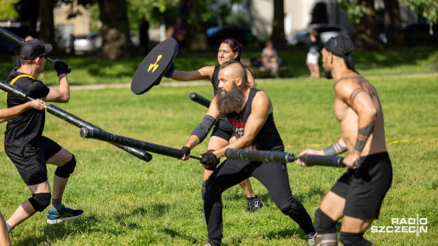 Fot. Robert Stachnik [Radio Szczecin] Rugby, szermierka i... zbijak, czyli warsztaty z gry w juggera [WIDEO, ZDJĘCIA]