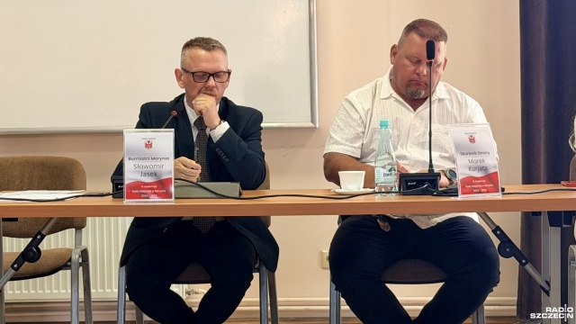 Fot. Weronika Łyczywek [Radio Szczecin] Wielkie wiatraki w niewielkiej gminie. Burzliwa sesja Rady Miejskiej w Moryniu [ZDJĘCIA]