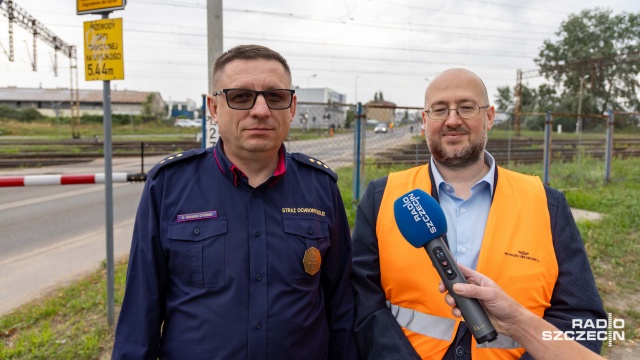 Fot. Robert Stachnik [Radio Szczecin] Kolejarze apelują do kierowców i przypominają o zasadach ratujących życie na torach [WIDEO, ZDJĘCIA]