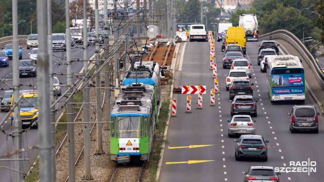 Fot. Robert Stachnik [Radio Szczecin] Mieszkańcy boją się o kolizję na torach. Rzecznik ZDiTM-u uspokaja [WIDEO, ZDJĘCIA]