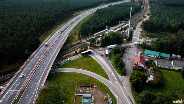 Fot. Wojciech Ochrymiuk [Radio Szczecin] Wiadukty na węźle Goleniów Południe zostaną wyburzone [ZDJĘCIA]