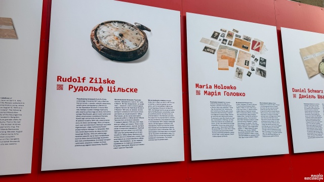 Fot. Wojciech Ochrymiuk [Radio Szczecin] Wystawa StolenMemory prezentuje efekty poszukiwań ofiar prześladowań nazistowskich [WIDEO, ZDJĘCIA]