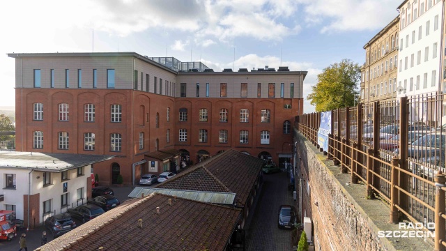 Dom Kultury Słowianin w Szczecinie. Fot. Robert Stachnik [Radio Szczecin] Ponad milion złotych na inwestycje techniczne dla Słowianina [WIDEO, ZDJĘCIA]